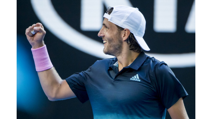 Tennis star has perfect answer to questions about him having a female coach