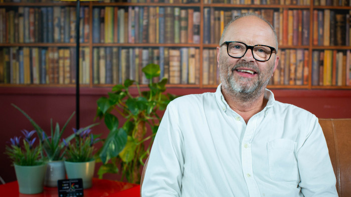 Robert llewellyn electric cars deals
