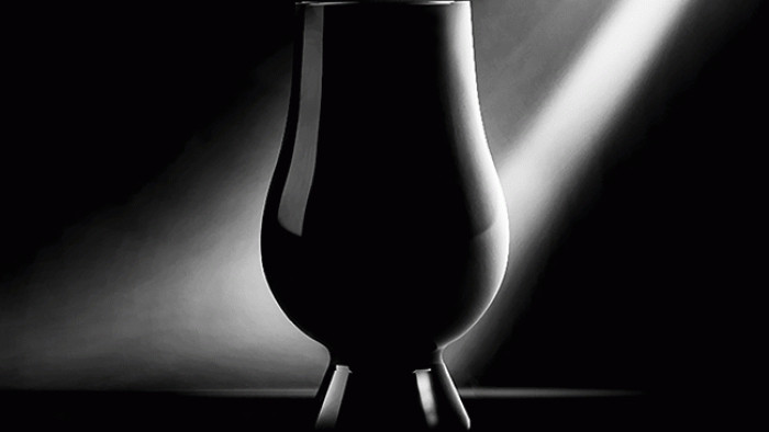 This limited-edition Black Friday crystal whiskey glass is a dram dream