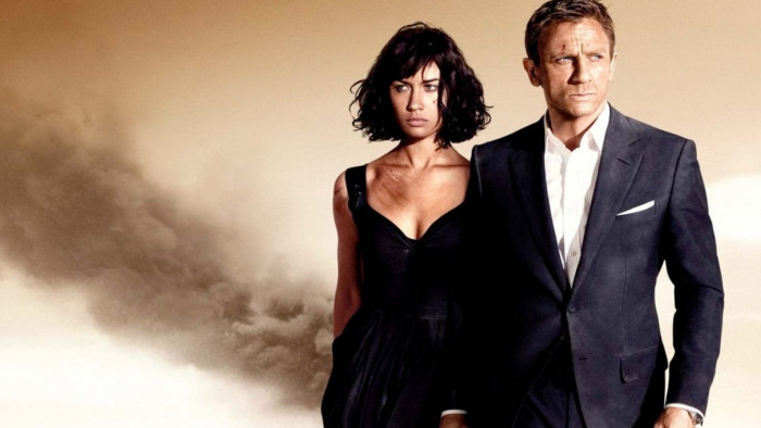 Best alternative Bond themes