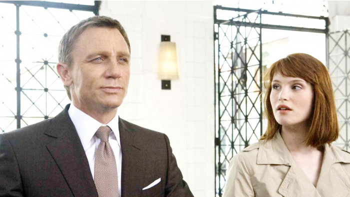 Best alternative Bond themes