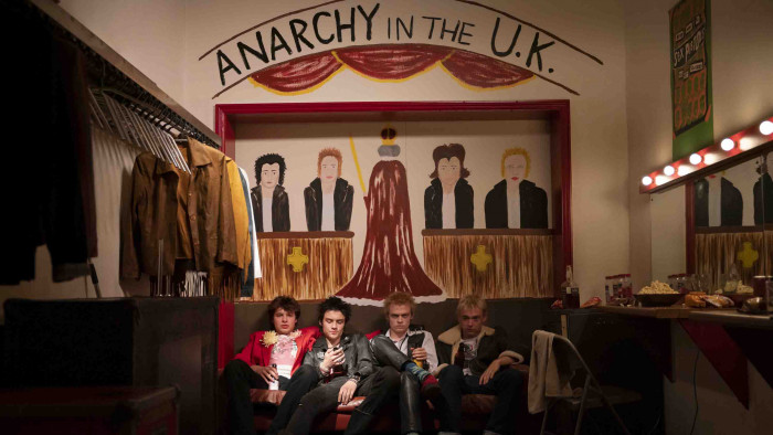 Maisie Williams and Thomas Brodie-Sangster talk Pistol and punks