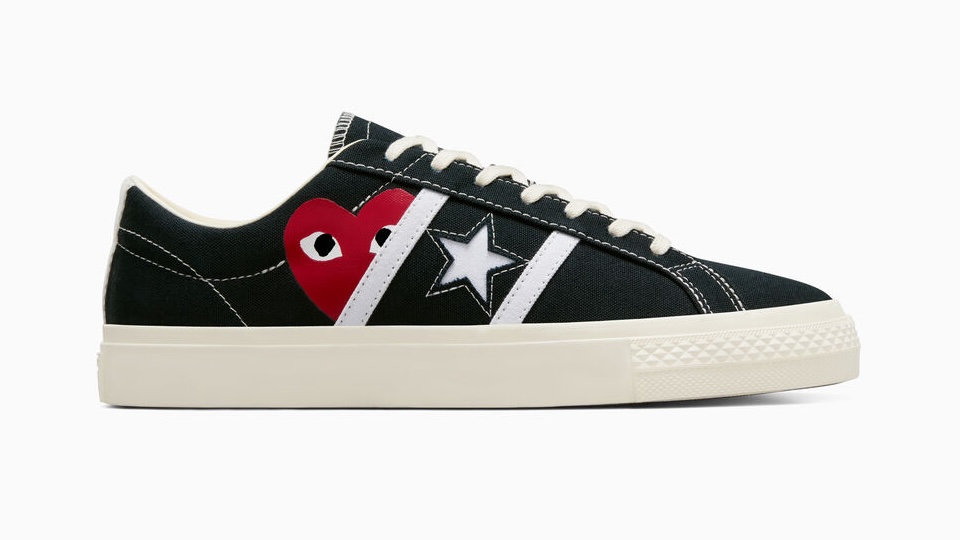 Converse x PLAY Comme des Garçons One Star Academy Pro