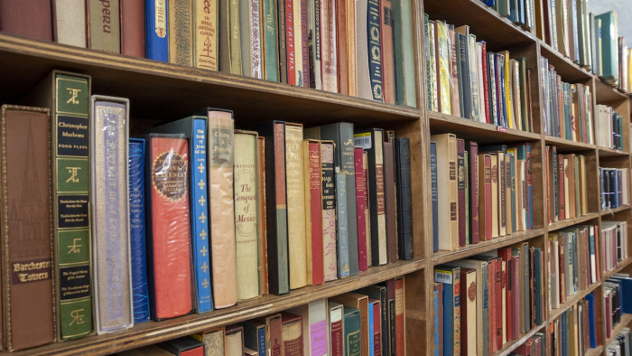 From page to payday: 12 expert tips for hunting rare books