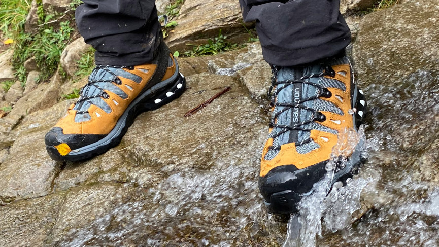 quechua hiking boots review