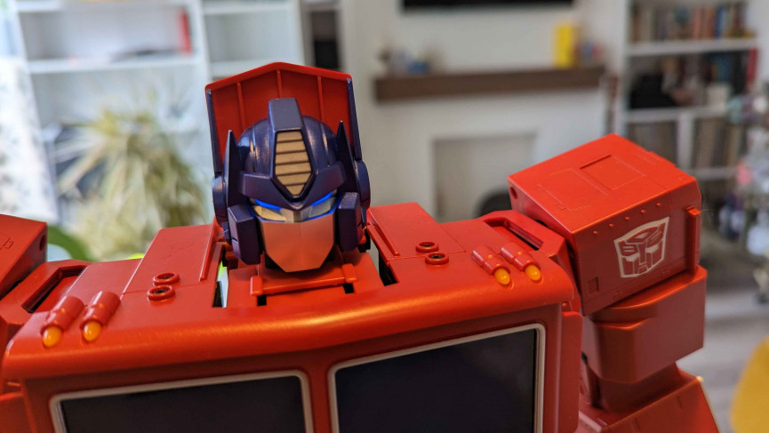 Robosen Elite Optimus Prime review