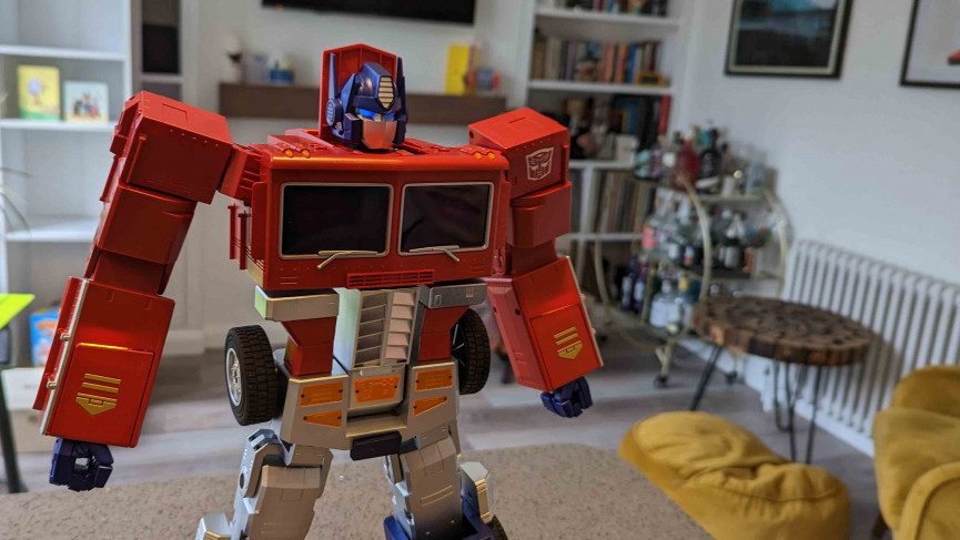 Robosen Elite Optimus Prime review