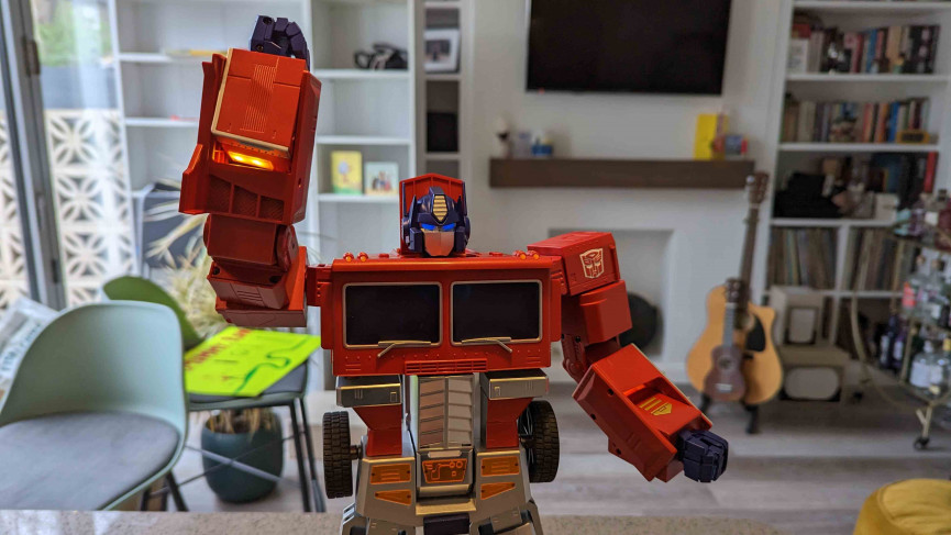 Robosen Elite Optimus Prime review