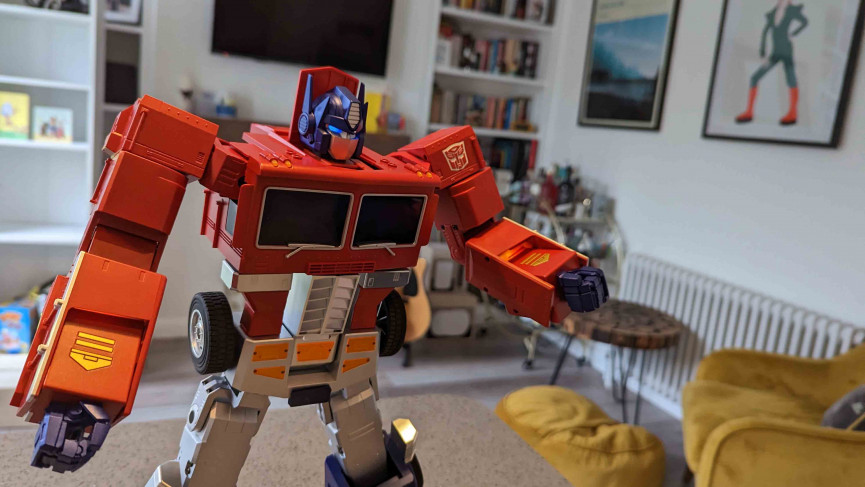 Robosen Elite Optimus Prime review