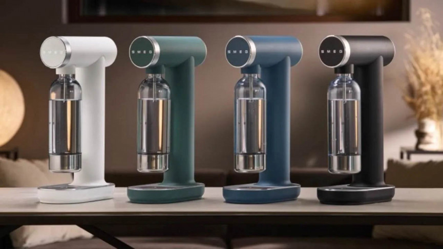 Smeg takes on SodaStream with its sparkling new Soda Maker